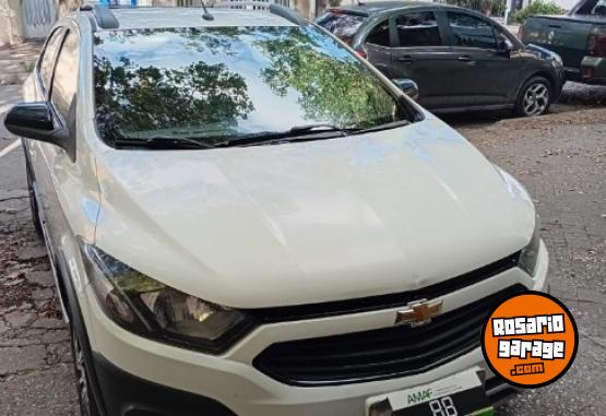 Autos - Chevrolet Onix activ 2018 GNC 84000Km - En Venta