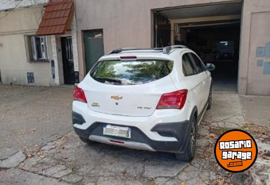 Autos - Chevrolet Onix activ 2018 GNC 84000Km - En Venta
