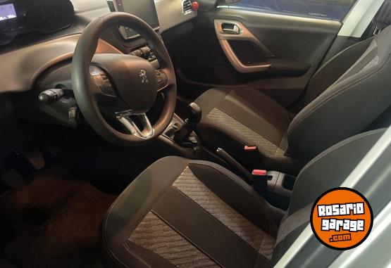Autos - Peugeot 208 2018 Nafta 14000Km - En Venta