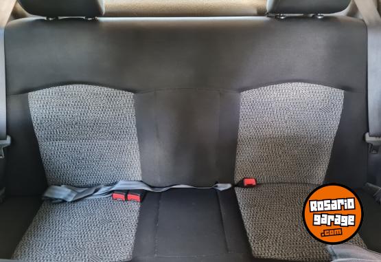 Autos - Renault Symbol 2011 GNC 140000Km - En Venta