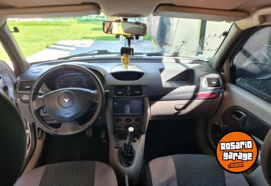 Autos - Renault Symbol 2011 GNC 140000Km - En Venta