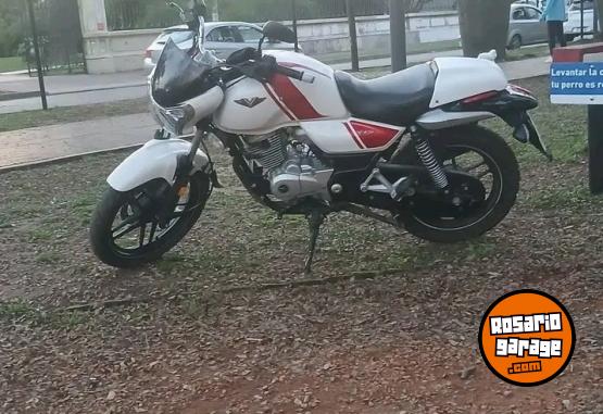 Motos - Bajaj Modelo 2018 2025 Nafta 11000Km - En Venta