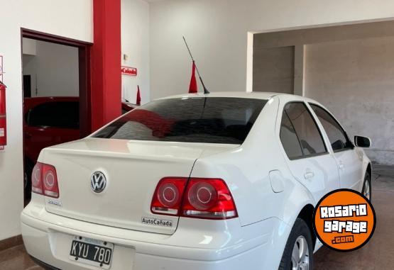 Autos - Volkswagen BORA 2.0 GNC 2012 GNC 210000Km - En Venta