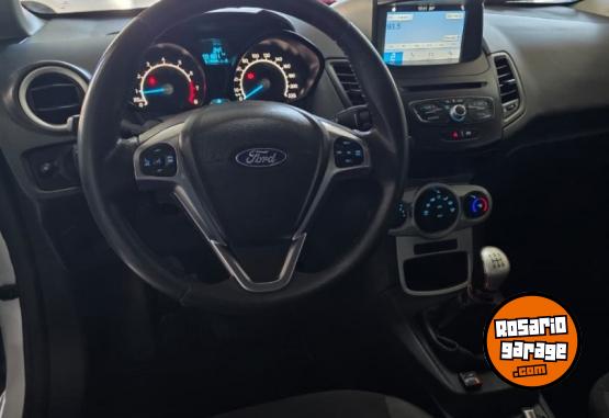 Autos - Ford Fiesta SE 1.6 C/GNC 2018 GNC 92000Km - En Venta