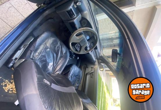 Autos - Renault Clio 1999 Diesel 326000Km - En Venta