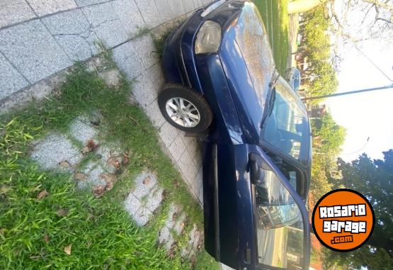 Autos - Renault Clio 1999 Diesel 326000Km - En Venta