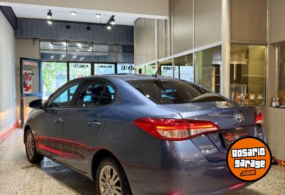 Autos - Toyota Yaris 2021 Nafta 83000Km - En Venta
