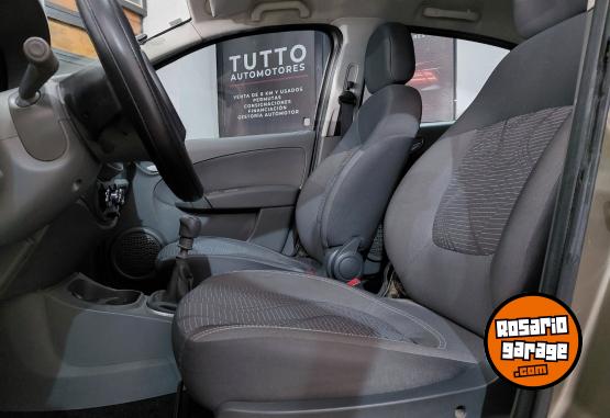 Autos - Fiat Palio attracttive 2014 Nafta 110000Km - En Venta