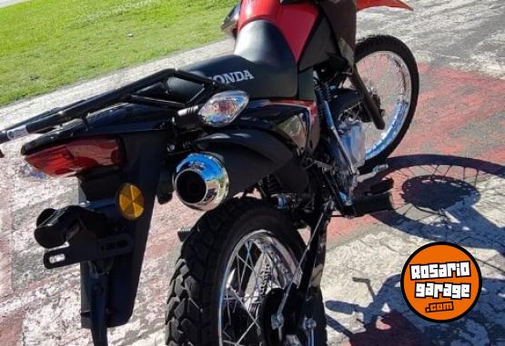 Motos - Honda XR 150CC 2025 Nafta 1250Km - En Venta
