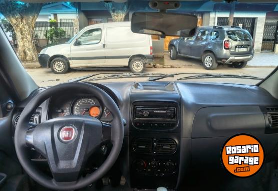 Autos - Fiat Siena ex 2013 GNC 175000Km - En Venta