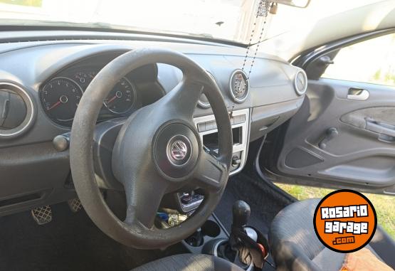 Autos - Volkswagen Voyage 2013 Nafta 200000Km - En Venta