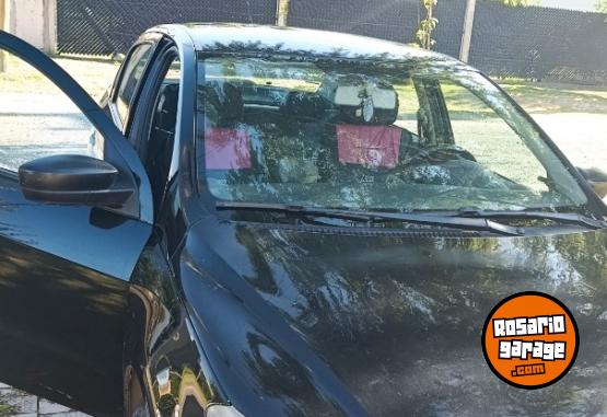 Autos - Volkswagen Voyage 2013 Nafta 200000Km - En Venta