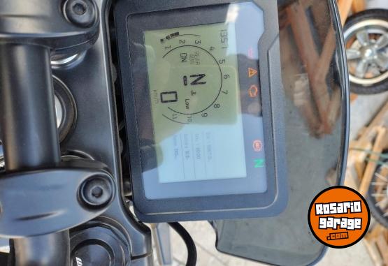 Motos - Husqvarna Svartpilen 250 2025 Nafta 1067Km - En Venta