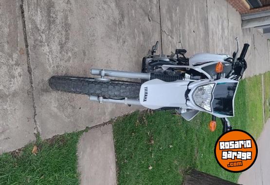Motos - Yamaha Xtz 125 2017 Nafta 9400Km - En Venta