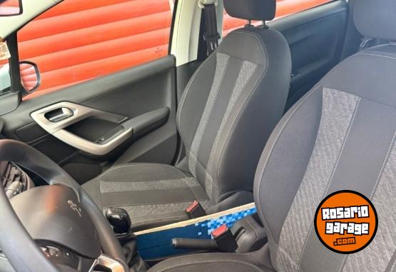 Autos - Peugeot 208 2018 Nafta 56000Km - En Venta