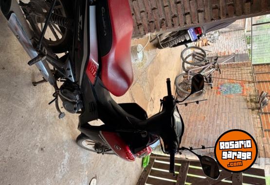 Motos - Gilera Smash 125x 2023 Nafta 18500Km - En Venta