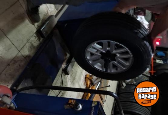 Camionetas - Toyota Hilux 2012 Diesel 155000Km - En Venta