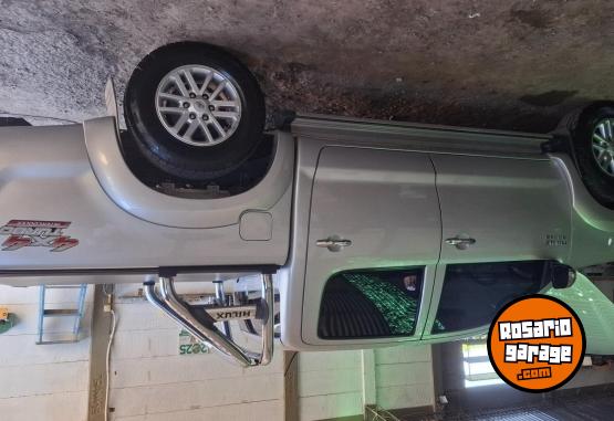 Camionetas - Toyota Hilux 2012 Diesel 155000Km - En Venta