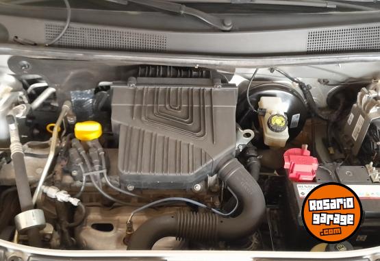 Autos - Renault Logan expression 2014 Nafta 80000Km - En Venta