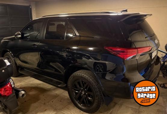 Camionetas - Toyota Sw4 srx 4x4 aut 2016 Diesel 205000Km - En Venta