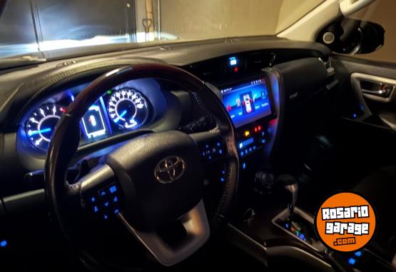 Camionetas - Toyota Sw4 srx 4x4 aut 2016 Diesel 205000Km - En Venta