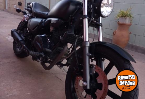 Motos - Otra marca 200 k ligth 2022 Nafta 9421Km - En Venta