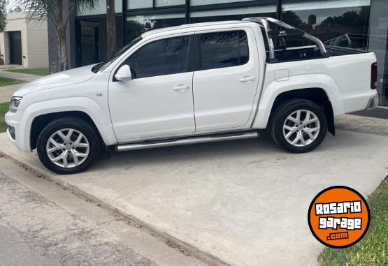 Camionetas - Volkswagen AMAROK HIGHLINE V6 2019 Diesel 147000Km - En Venta