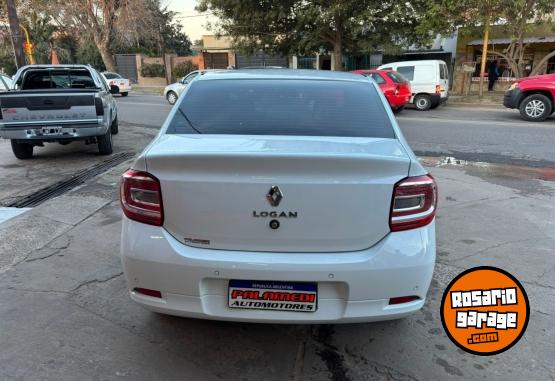 Autos - Renault Logan PH2 Zen 2023 Nafta 57000Km - En Venta