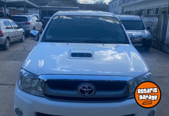 Camionetas - Toyota Hilux 3.0 DC 4x2 TDI SRV 2010 Diesel 165000Km - En Venta