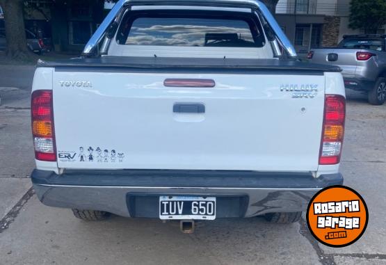 Camionetas - Toyota Hilux 3.0 DC 4x2 TDI SRV 2010 Diesel 165000Km - En Venta