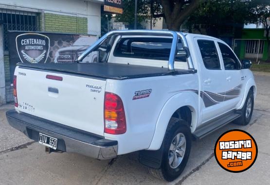 Camionetas - Toyota Hilux 3.0 DC 4x2 TDI SRV 2010 Diesel 165000Km - En Venta