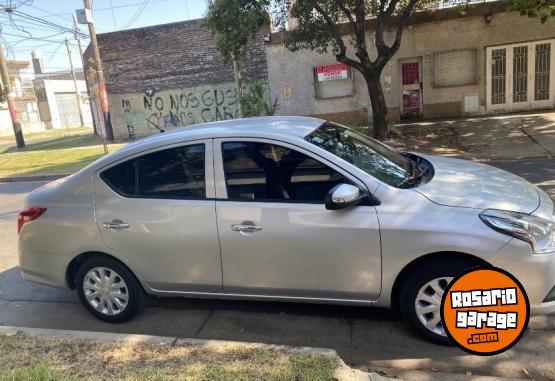 Autos - Nissan Versa 2019 Nafta 123000Km - En Venta