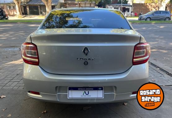 Autos - Renault Logan Life 2024 GNC 119000Km - En Venta