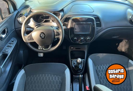 Autos - Renault Capture Zen 2019 Nafta 125000Km - En Venta