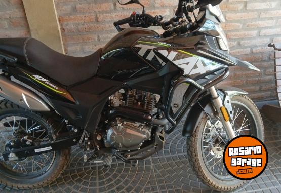 Motos - Corven Triax Adventure 250 cc 2025 Nafta 130Km - En Venta