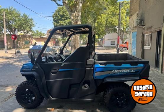 Cuatris y UTVs - CF Force 1000 2022 600Km - En Venta