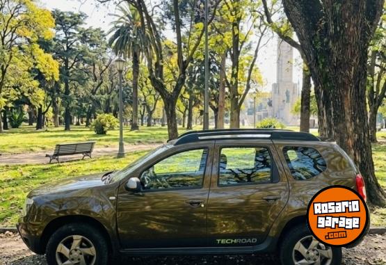 Camionetas - Renault DUSTER 2014 Nafta 136000Km - En Venta