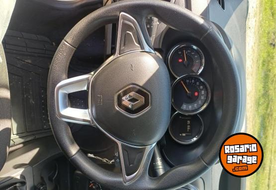 Utilitarios - Renault Kangoo 2020 Nafta 85000Km - En Venta