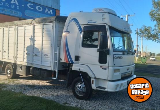 Camiones y Gr�as - VENDO USADO - En Venta