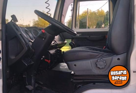 Camiones y Gr�as - VENDO USADO - En Venta