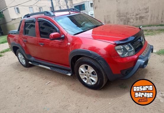 Camionetas - Renault Duster Oroch 2018 GNC 175000Km - En Venta