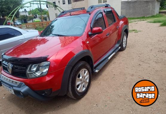 Camionetas - Renault Duster Oroch 2018 GNC 175000Km - En Venta