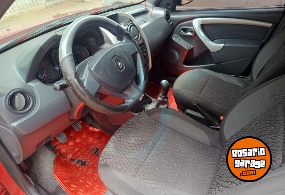 Camionetas - Renault Duster Oroch 2018 GNC 175000Km - En Venta