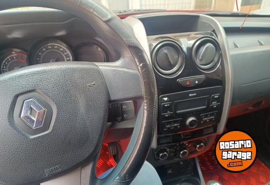 Camionetas - Renault Duster Oroch 2018 GNC 175000Km - En Venta