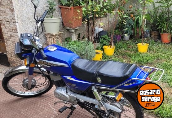 Motos - Suzuki AX 100 2013 Nafta 13400Km - En Venta