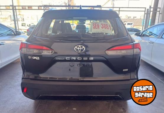 Autos - Toyota Corolla Cross SEG 2.0 CVT 2023 Nafta 65165Km - En Venta
