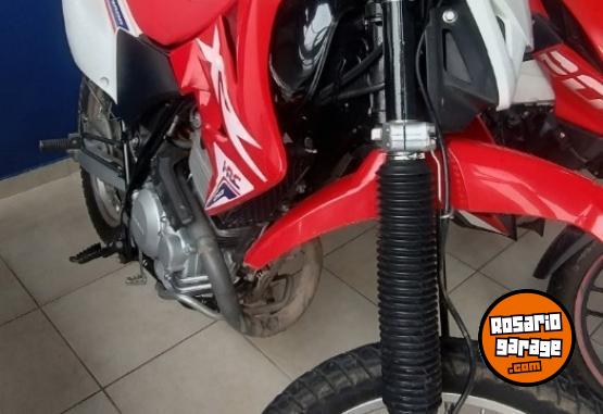 Motos - Honda Tornado 250 2020 Nafta 22000Km - En Venta
