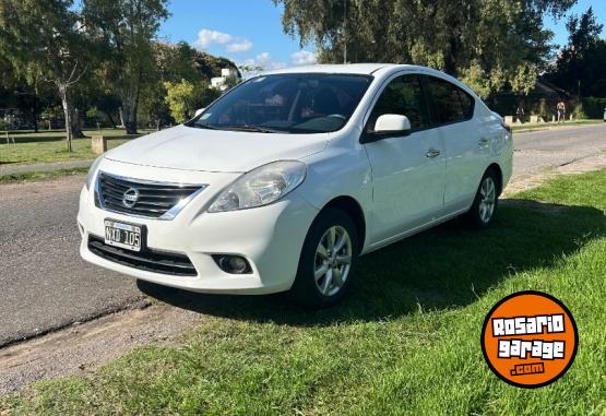 Autos - Nissan Versa 1.6 Advance Mt 2014 Nafta 155000Km - En Venta