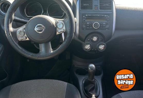Autos - Nissan Versa 1.6 Advance Mt 2014 Nafta 155000Km - En Venta