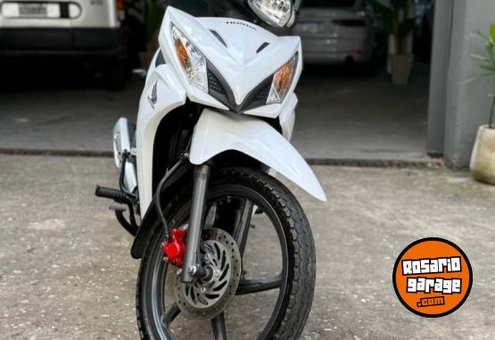 Motos - Honda Wave 2024 Nafta 6200Km - En Venta
